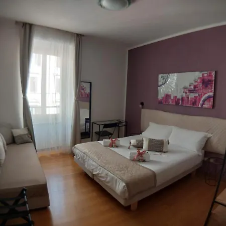 לינה וארוחת בוקר Gaudium Colosseo רומא